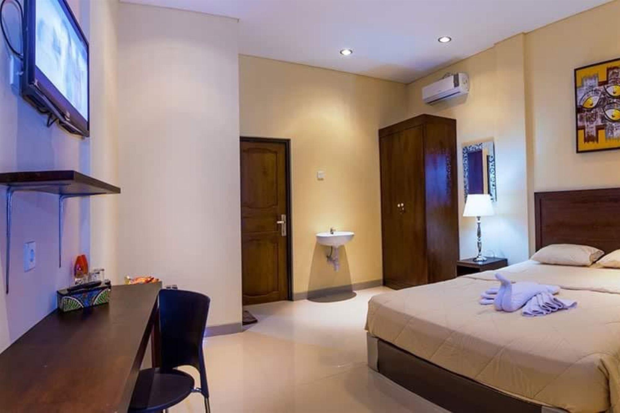 Dee Mansion Hotel Denpasar Eksteriør billede