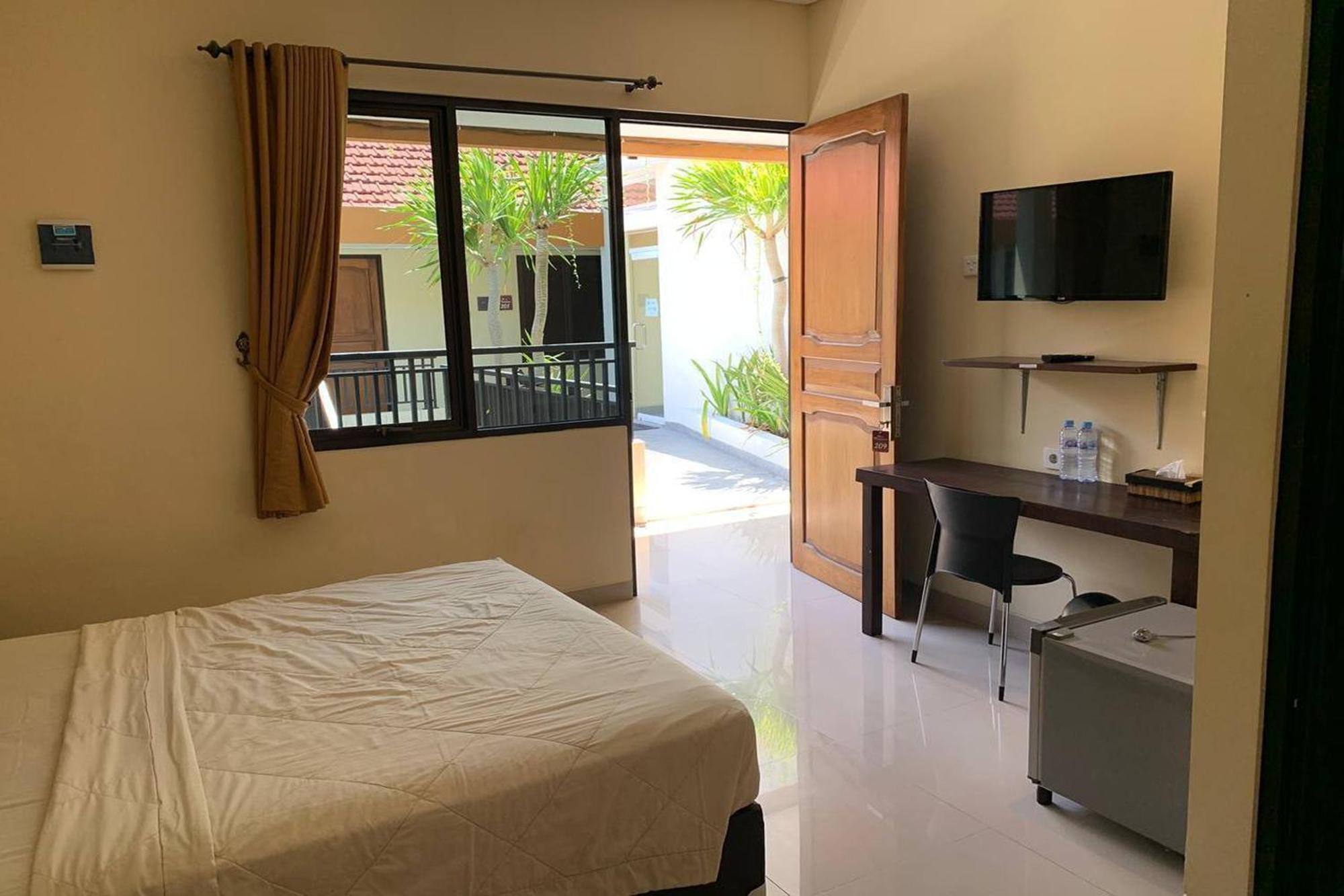 Dee Mansion Hotel Denpasar Eksteriør billede