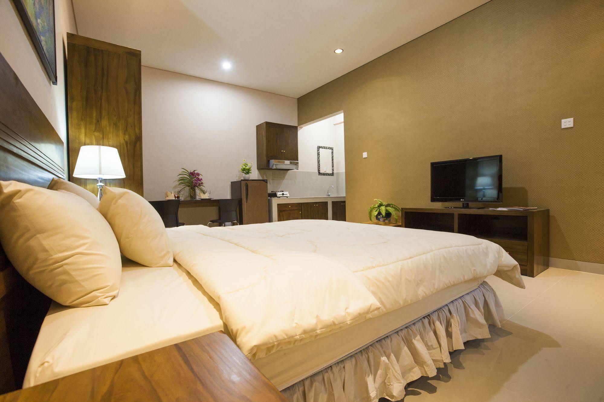 Dee Mansion Hotel Denpasar Eksteriør billede